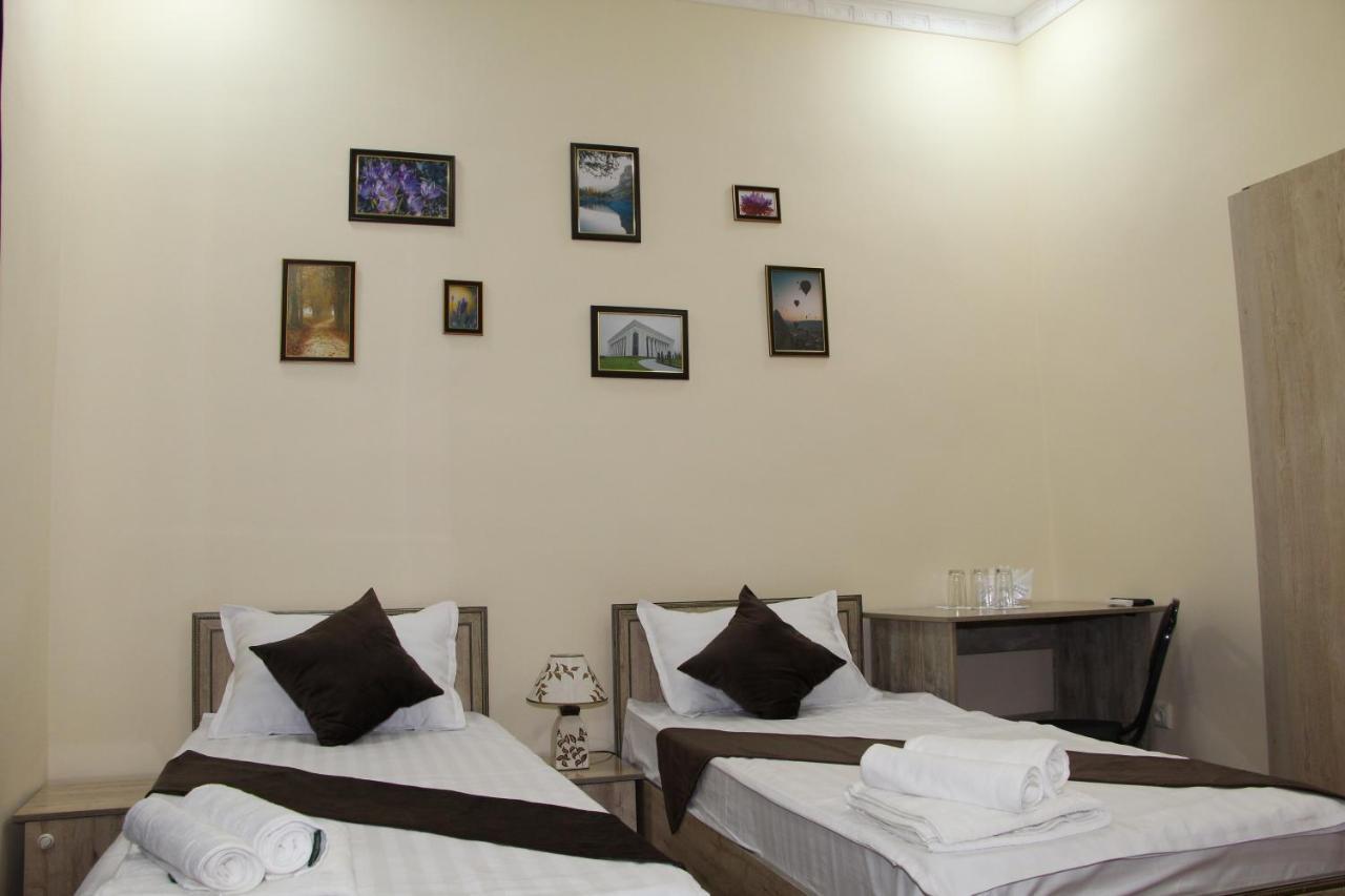 Zafaron Hotel Tashkent Bagian luar foto